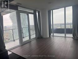 3208 - 448 BURNHAMTHORPE ROAD W Mississauga, ON L5B 0R4