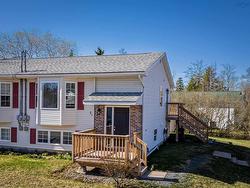 71 Hemlock Drive  Elmsdale, NS B2S 1B6