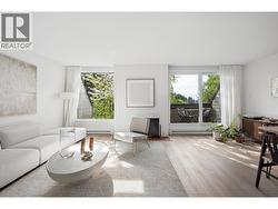 3951 SPRINGTREE DRIVE  Vancouver, BC V6L 3E2