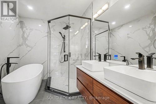 828 Alpine Avenue, Ottawa, ON - Indoor Photo Showing Bathroom
