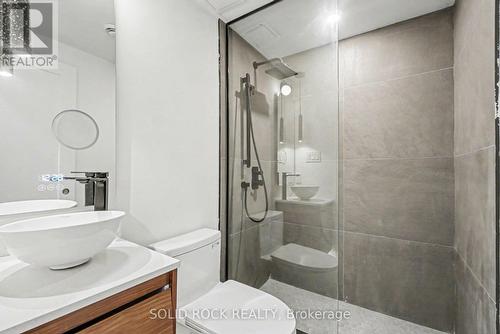 828 Alpine Avenue, Ottawa, ON - Indoor Photo Showing Bathroom