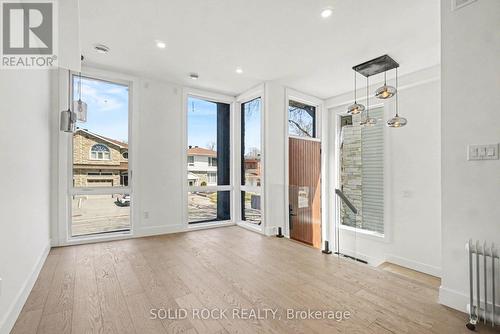 828 Alpine Avenue, Ottawa, ON - Indoor Photo Showing Other Room