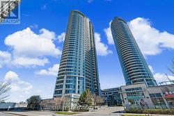 822 - 135 VILLAGE GREEN SQUARE Toronto, ON M1S 0G4