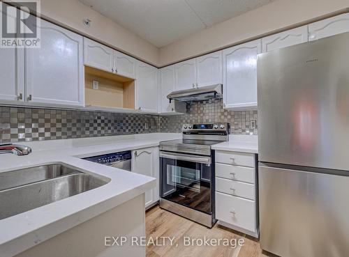 106 - 1490 Bishops Gate, Oakville, ON - Indoor Photo Showing Kitchen With Double Sink