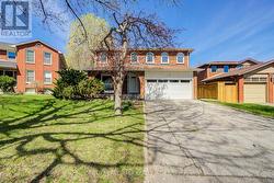 1608 SHERWOOD FORREST CIRCLE  Mississauga, ON L5K 2G7