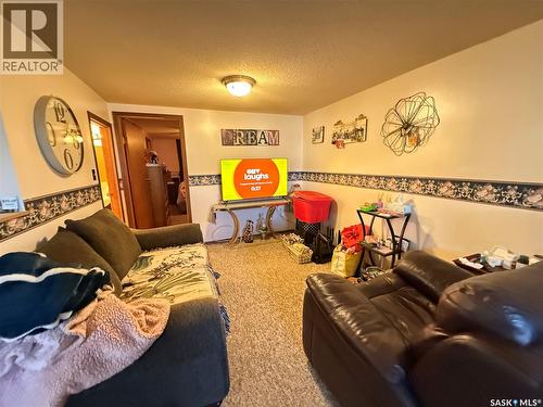 737 Third Street, Estevan, SK - Indoor