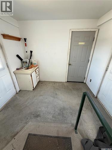 737 Third Street, Estevan, SK - Indoor