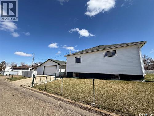 737 Third Street, Estevan, SK - Outdoor