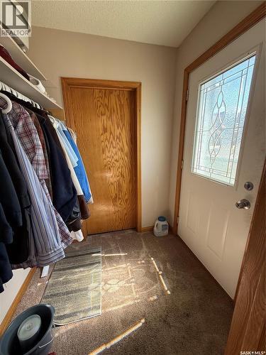 737 Third Street, Estevan, SK - Indoor