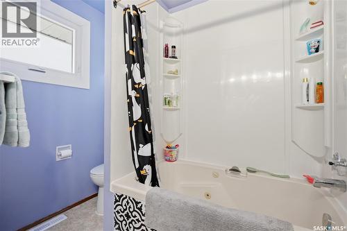 15 Turner Crescent, Regina, SK 