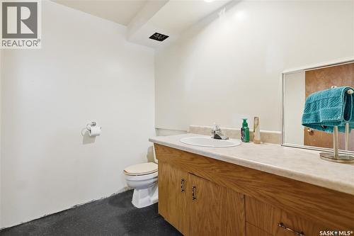 15 Turner Crescent, Regina, SK 