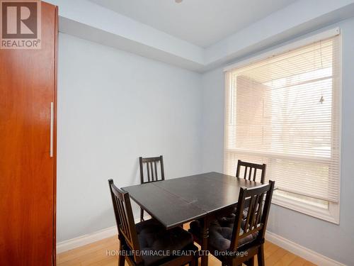 2335 Council Ring Road, Mississauga, ON - Indoor Photo Showing Dining Room