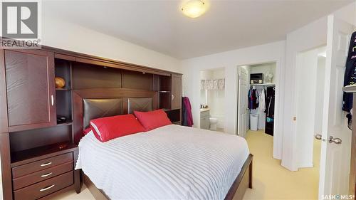 747 Rutherford Lane, Saskatoon, SK - Indoor Photo Showing Bedroom