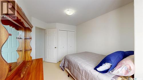 747 Rutherford Lane, Saskatoon, SK - Indoor Photo Showing Bedroom