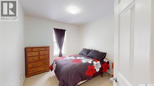 747 Rutherford Lane, Saskatoon, SK - Indoor Photo Showing Bedroom