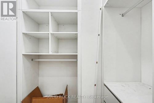 838 Alpine Avenue, Ottawa, ON - Indoor With Storage