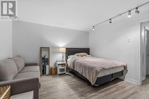 160 Rushford Private, Ottawa, ON - Indoor Photo Showing Bedroom