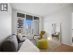 1910 2108 GILMORE AVENUE Burnaby, BC V5C 0N8