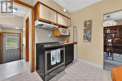 257 Queensdale Avenue E, Hamilton, ON - Indoor