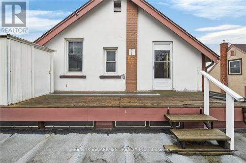 257 Queensdale Avenue E, Hamilton, ON - Outdoor