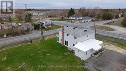 UPPER LEVEL - 612 RUSSELL ROAD Clarence-Rockland, ON K0A 2A0