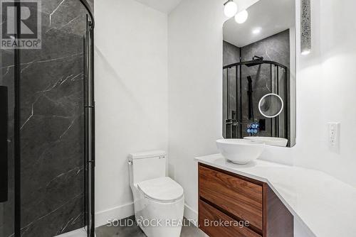 3 Piece Bathroom - 826 Alpine Avenue, Ottawa, ON - Indoor Photo Showing Bathroom