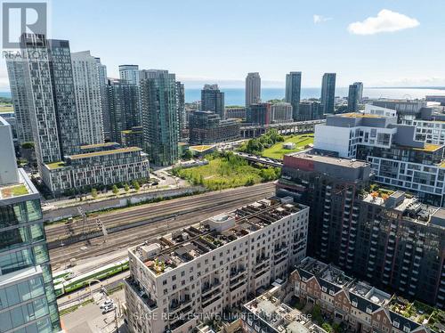 438 - 550 Front Street W, Toronto, ON - Outdoor With View