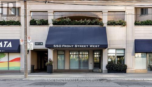 438 - 550 Front Street W, Toronto, ON - Outdoor
