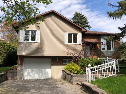 9 Rue Nobel  Kirkland, QC H9H 4J5
