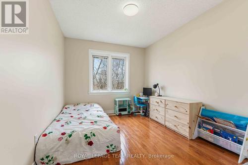 86 Sai Crescent, Ottawa, ON - Indoor Photo Showing Bedroom