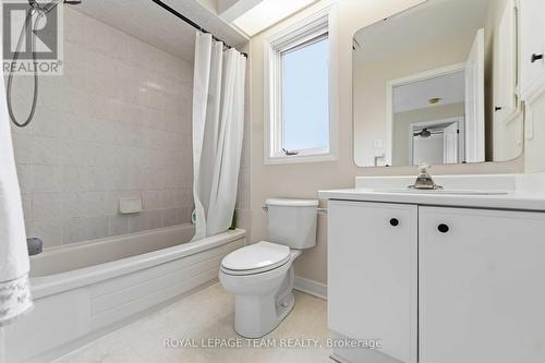 86 Sai Crescent, Ottawa, ON - Indoor Photo Showing Bathroom