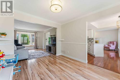 86 Sai Crescent, Ottawa, ON - Indoor Photo Showing Other Room