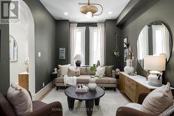 516 EASTERN AVENUE Toronto, ON M4M 1C7