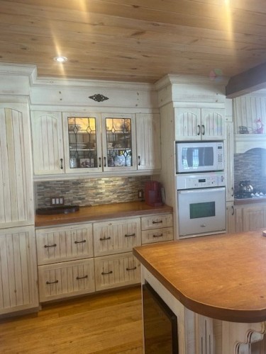 Cuisine - 164 Ch. Du Lac-Noir, Saint-Jean-De-Matha, QC - Indoor Photo Showing Kitchen
