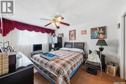 232 Dalhousie Crescent, Saskatoon, SK - Indoor Photo Showing Bedroom