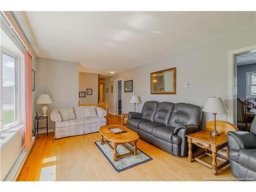 261 Route 105, Maugerville, NB 