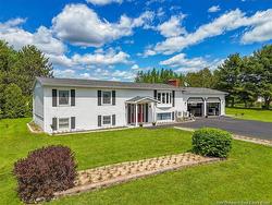261 Route 105  Maugerville, NB E3A 8P1