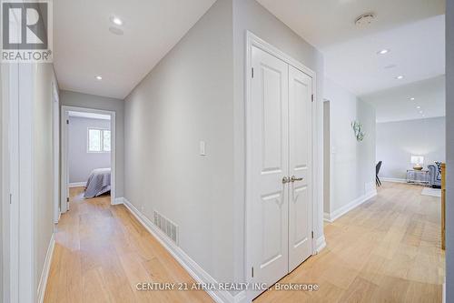 190 Romfield Circuit, Markham, ON - Indoor Photo Showing Other Room