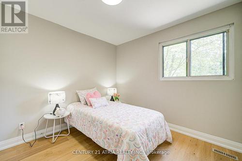 190 Romfield Circuit, Markham, ON - Indoor Photo Showing Bedroom