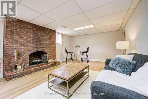 190 Romfield Circuit, Markham, ON - Indoor With Fireplace