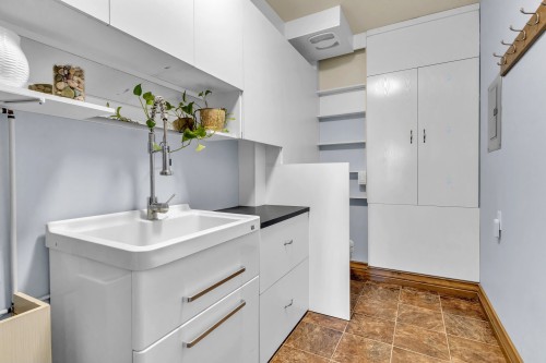 Salle d'eau - 35 Rue Des Érables, Saint-Sixte, QC - Indoor Photo Showing Other Room