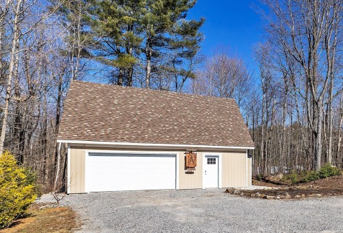 Garage - 35 Rue Des Érables, Saint-Sixte, QC - Outdoor