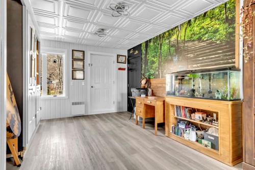 Bureau - 35 Rue Des Érables, Saint-Sixte, QC - Indoor Photo Showing Other Room