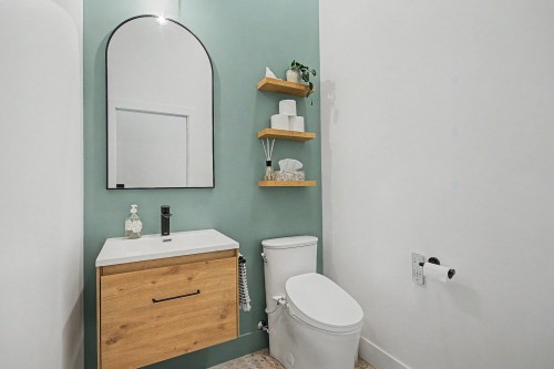 Salle d'eau - 2582 Ch. Bellerive, Carignan, QC - Indoor Photo Showing Bathroom