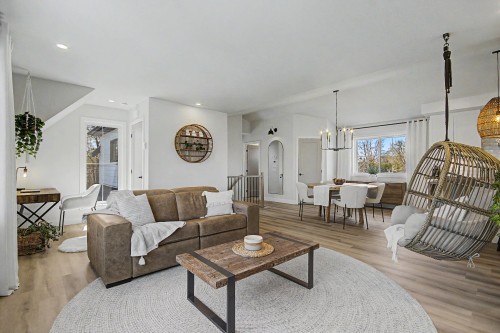 Salon - 2582 Ch. Bellerive, Carignan, QC - Indoor Photo Showing Living Room