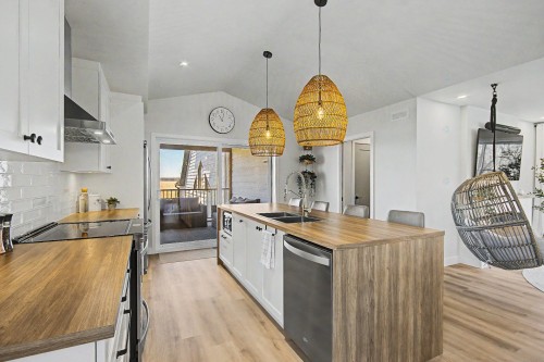 Cuisine - 2582 Ch. Bellerive, Carignan, QC - Indoor Photo Showing Kitchen With Double Sink With Upgraded Kitchen
