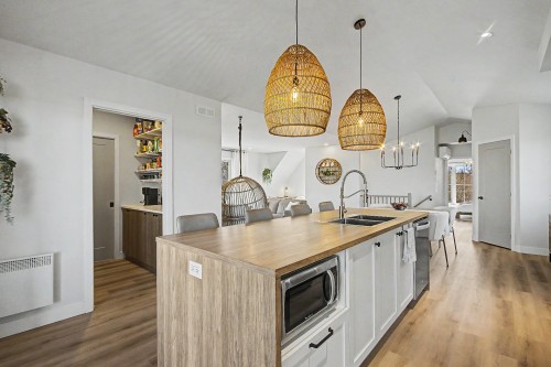 Cuisine - 2582 Ch. Bellerive, Carignan, QC - Indoor Photo Showing Kitchen With Double Sink
