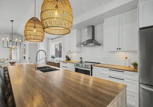 Cuisine - 2582 Ch. Bellerive, Carignan, QC - Indoor Photo Showing Kitchen With Double Sink With Upgraded Kitchen