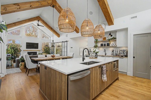 Cuisine - 2582 Ch. Bellerive, Carignan, QC - Indoor Photo Showing Kitchen With Double Sink