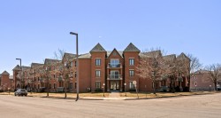 206-6395 Rue Le Mesnil Québec (Les Rivières), QC G2K 2K5